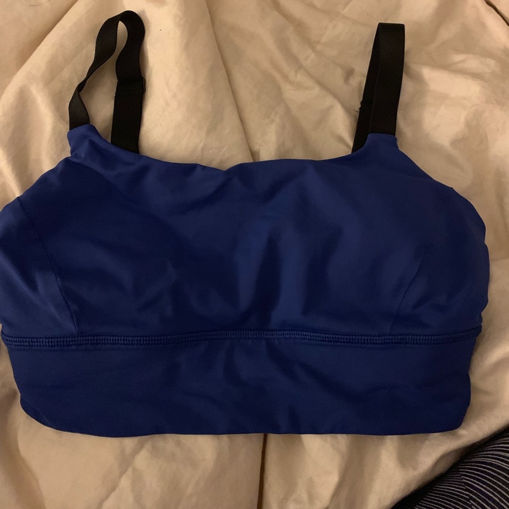Lululemon sports bra size 8